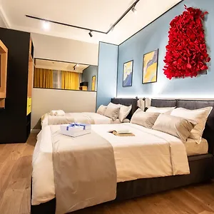 Emil Balaban Luxury *** Bukarest