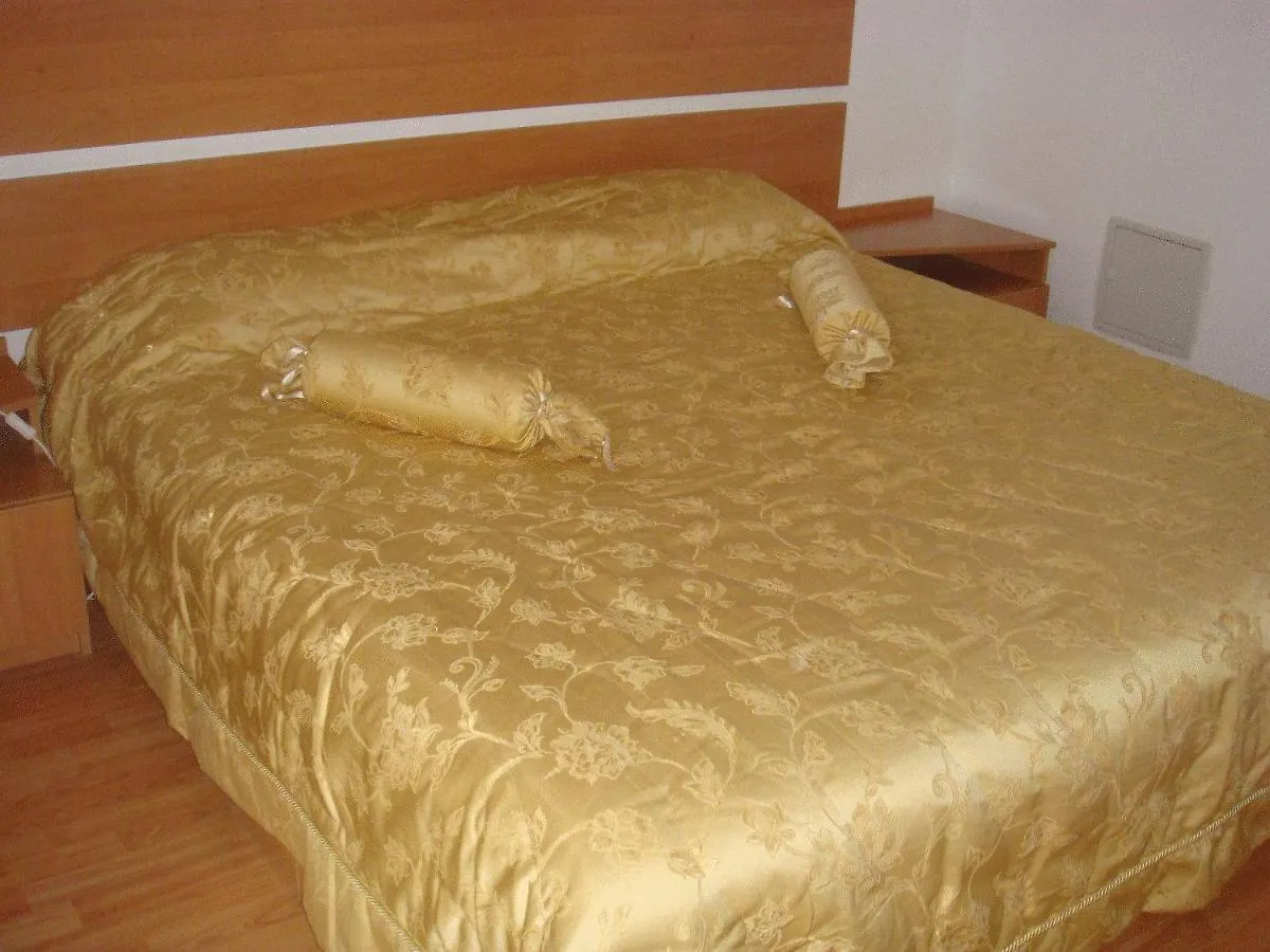 Villa Edera Residence - Gazda Profesionista Bucharest 3*,